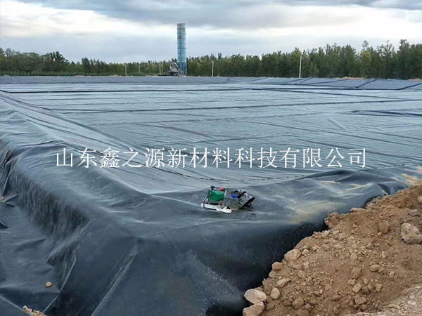 水產(chǎn)養(yǎng)殖池塘鋪設(shè)養(yǎng)殖防滲膜須注意哪些？