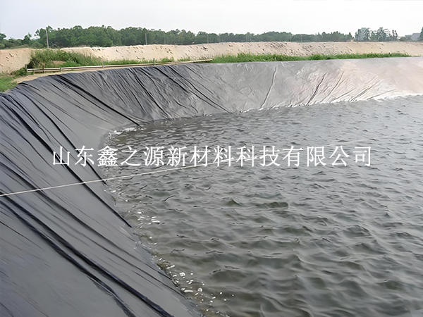 如何順利的延緩蓄水池防滲膜的衰老？