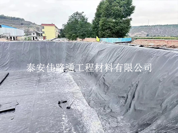 膨潤土防水毯搭接總出問題？規(guī)范施工步驟看這里